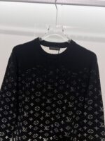 LV sweatshirt - Image 3