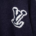 LV sweatshirt - Image 5