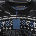 LV sweatshirt - Image 4