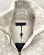 LV sweatshirt - Image 4