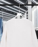 LV sweatshirt - Image 4