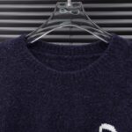 LV sweatshirt - Image 4