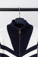LV zip up - Image 4
