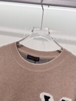 LV sweatshirt - Image 5