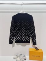 LV sweatshirt - Image 2
