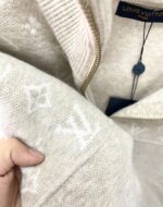 LV sweatshirt - Image 3