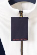 LV zip up - Image 23