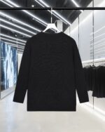 LV sweatshirt - Image 2