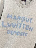 LV sweatshirt - Image 4